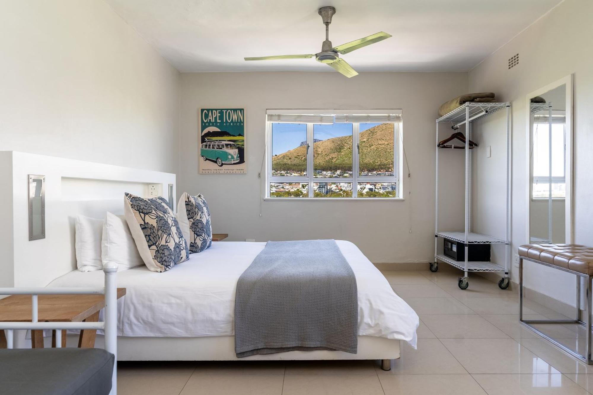 Mouille Point Places - Studios & Apartments Cape Town Room photo