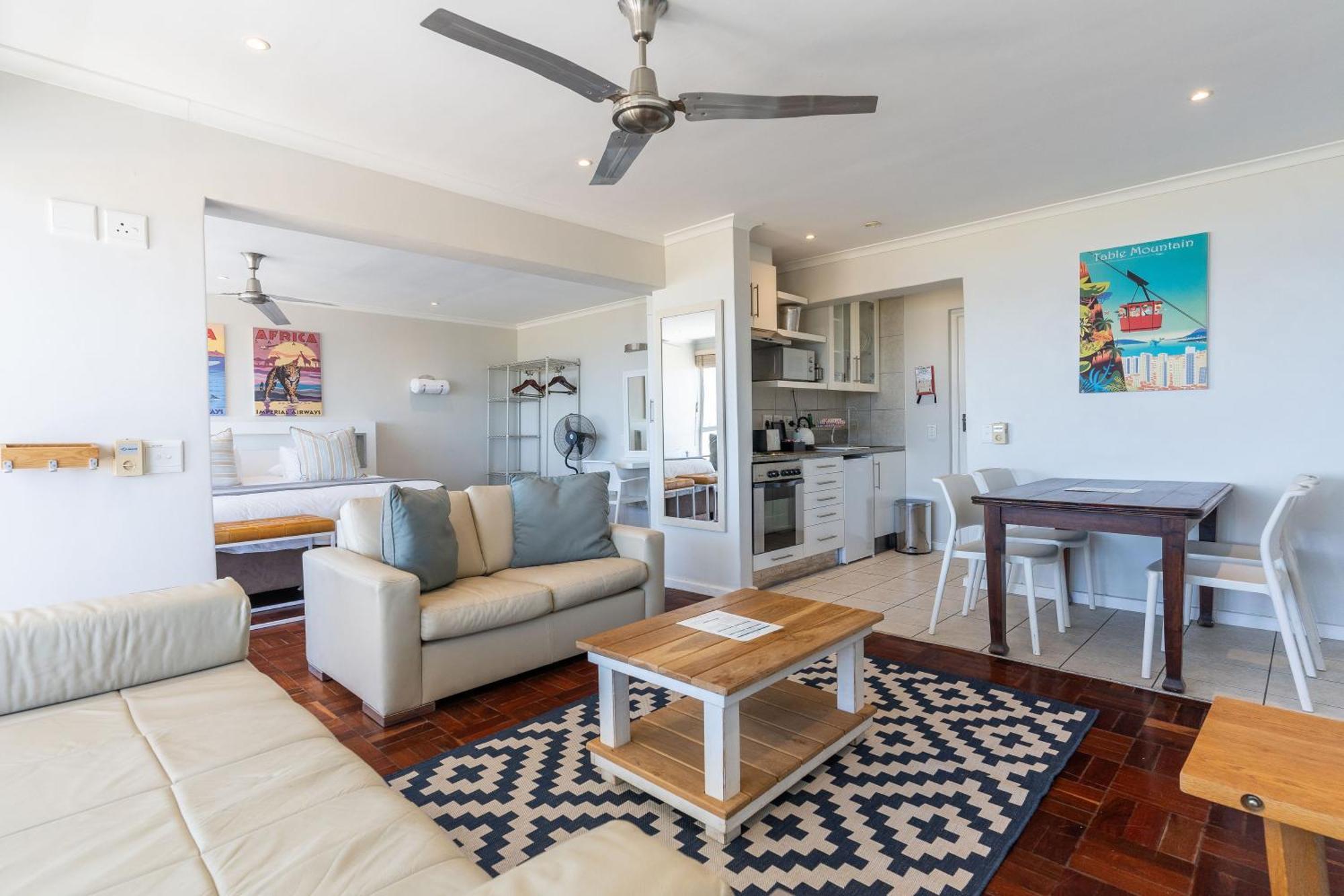 Mouille Point Places - Studios & Apartments Cape Town Room photo